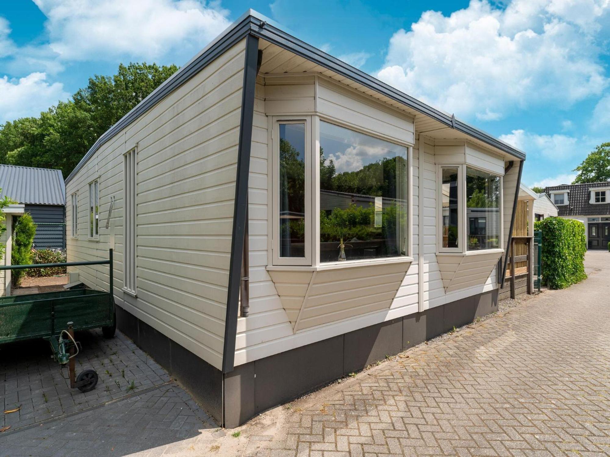 Charming Holiday Home In Kaatsheuvel Near Efteling Exterior foto